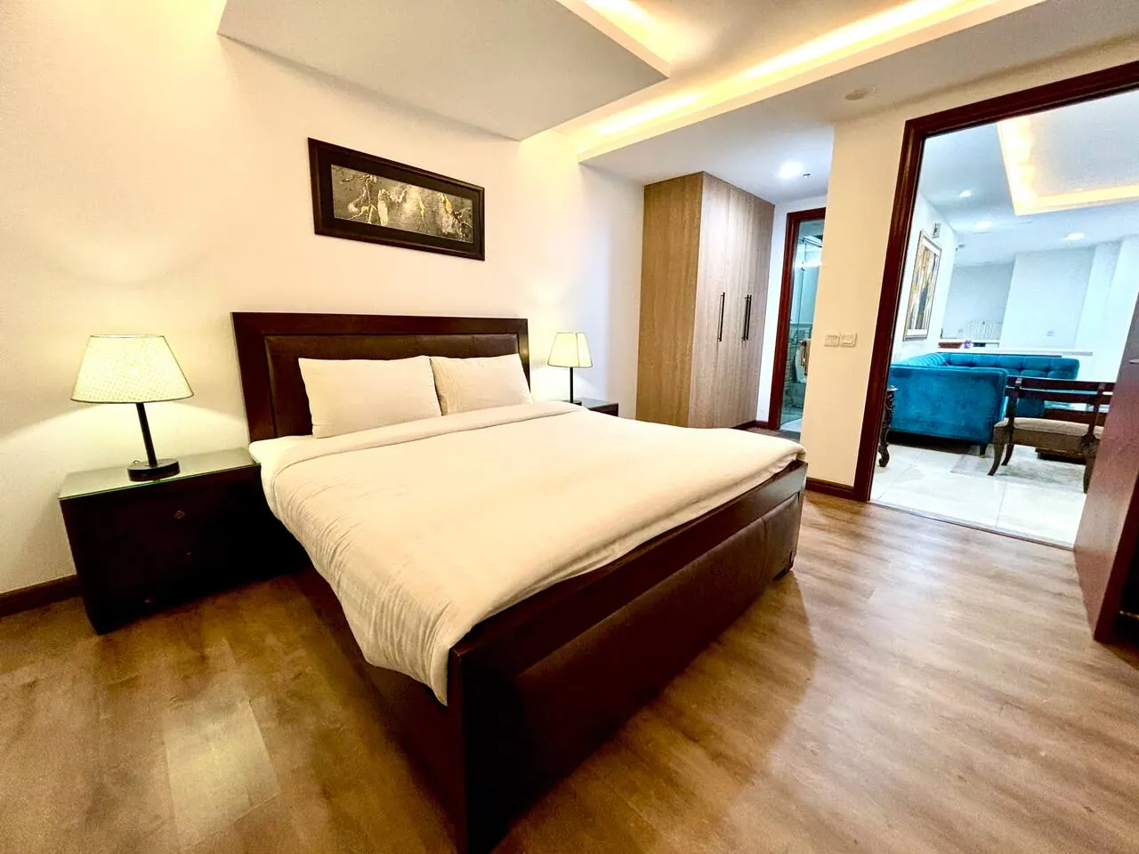 1 Bed Furnished Apartment with Balcony, 11th Floor – Gold Crest Mall — photo 2