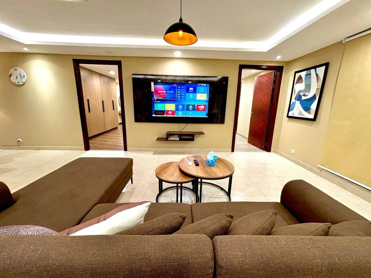 2 Bed Apartment with Balcony – Gold Crest Mall, DHA — photo 5