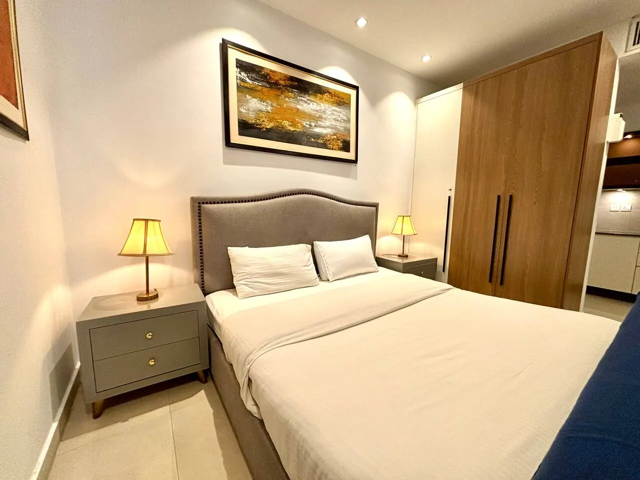 Studio Apartment, 7th Floor – Penta Square, DHA Phase 5 — photo 5