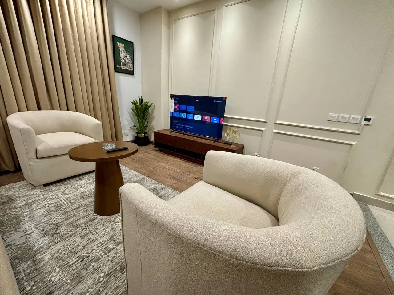 Penthouse Studio, 9th Floor – Penta Square, DHA Phase 5 — photo 2