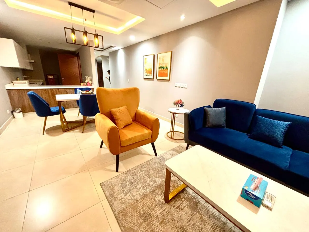 Platinum View – 2 Bed with Balcony, 13th Floor, Gold Crest Mall — photo 3