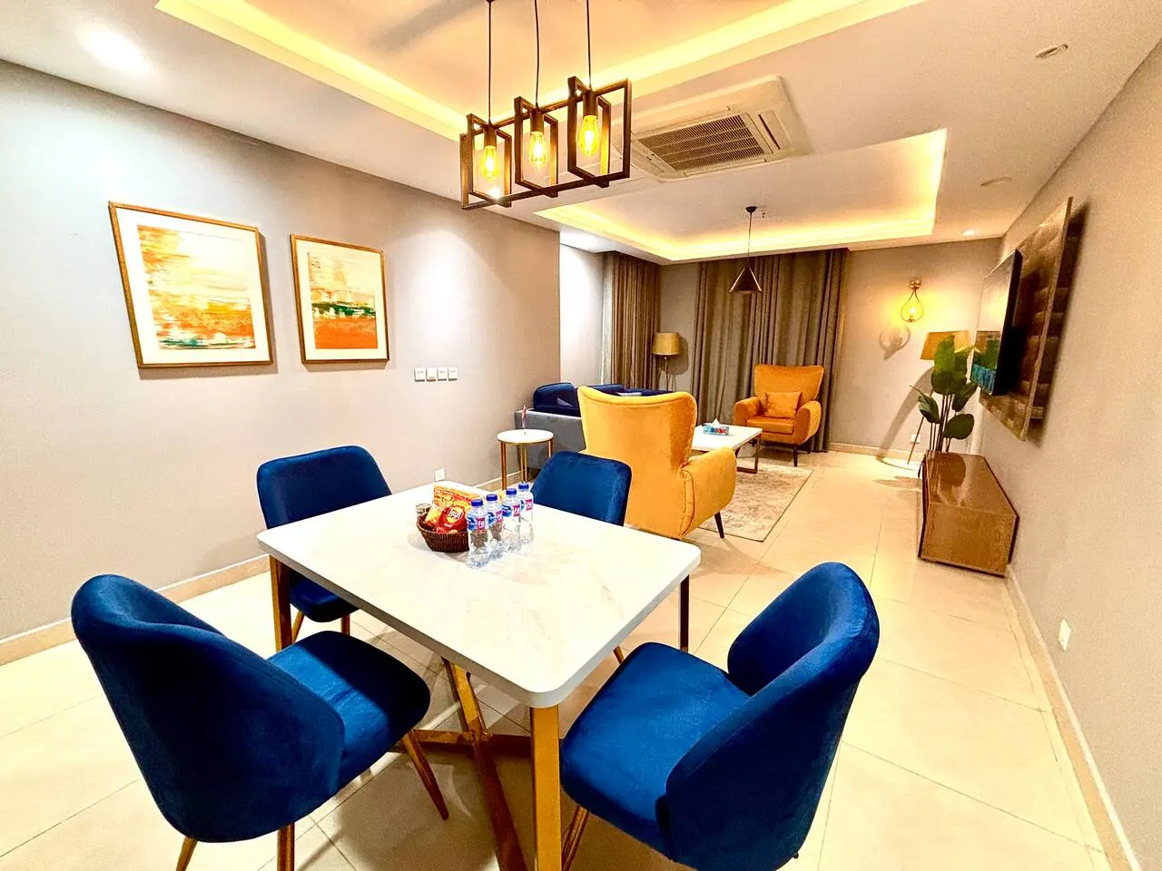 Platinum View – 2 Bed with Balcony, 13th Floor, Gold Crest Mall — photo 5